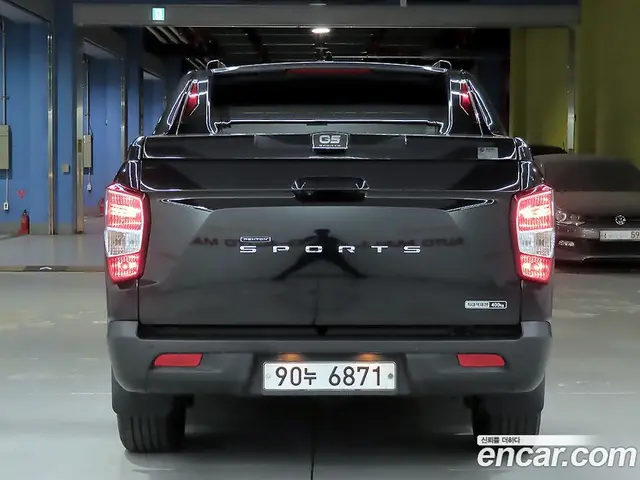 SsangYong Rexton 2018 2.2 автомат (гидро), миниатюра 3 SsangYong Rexton 2018 2.2 автомат (гидро), миниатюра 3