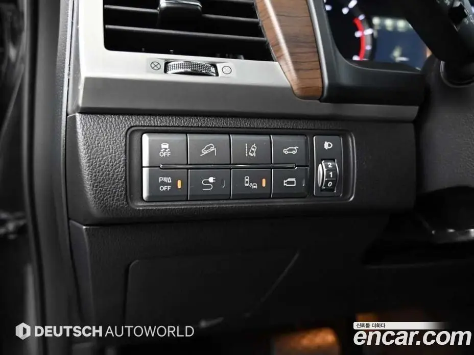 SsangYong Rexton 2018 2.2 автомат (гидро), фото 17 SsangYong Rexton 2018 2.2 автомат (гидро), фото 17