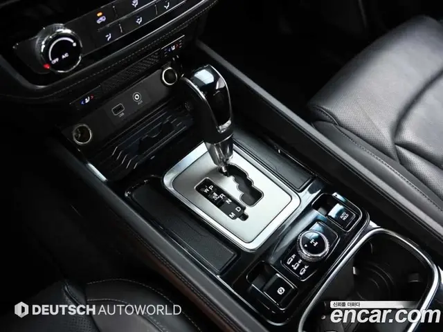 SsangYong Rexton 2018 2.2 автомат (гидро), миниатюра 9 SsangYong Rexton 2018 2.2 автомат (гидро), миниатюра 9