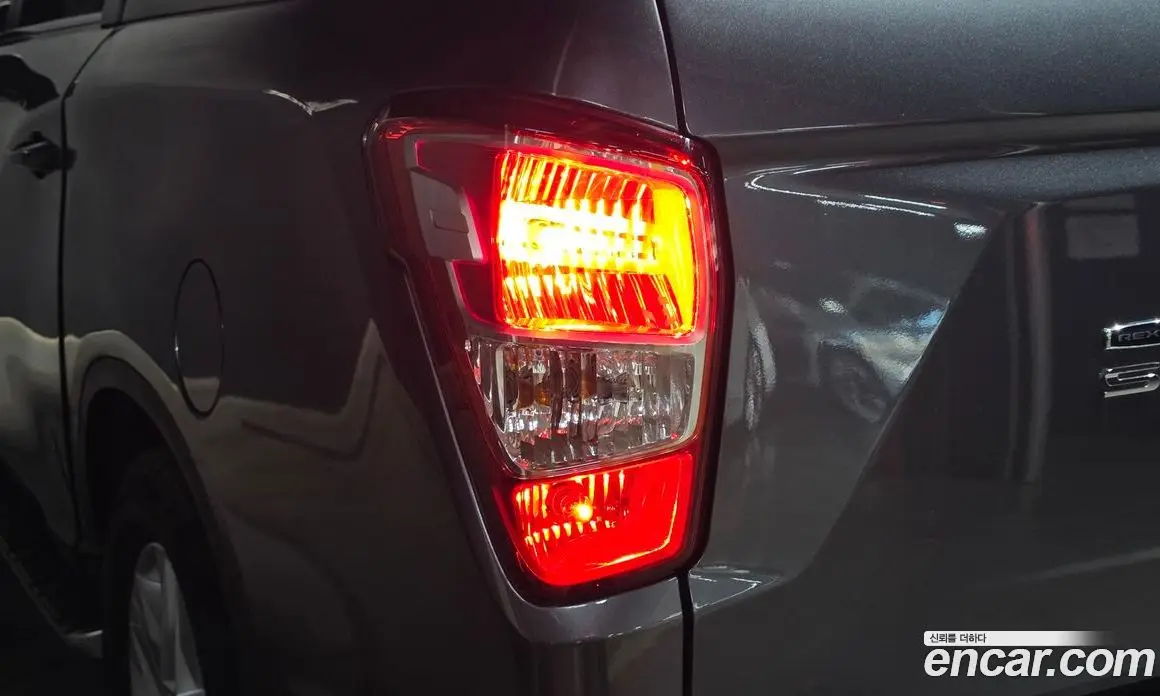 SsangYong Rexton 2018 2.2 автомат (гидро), фото 9