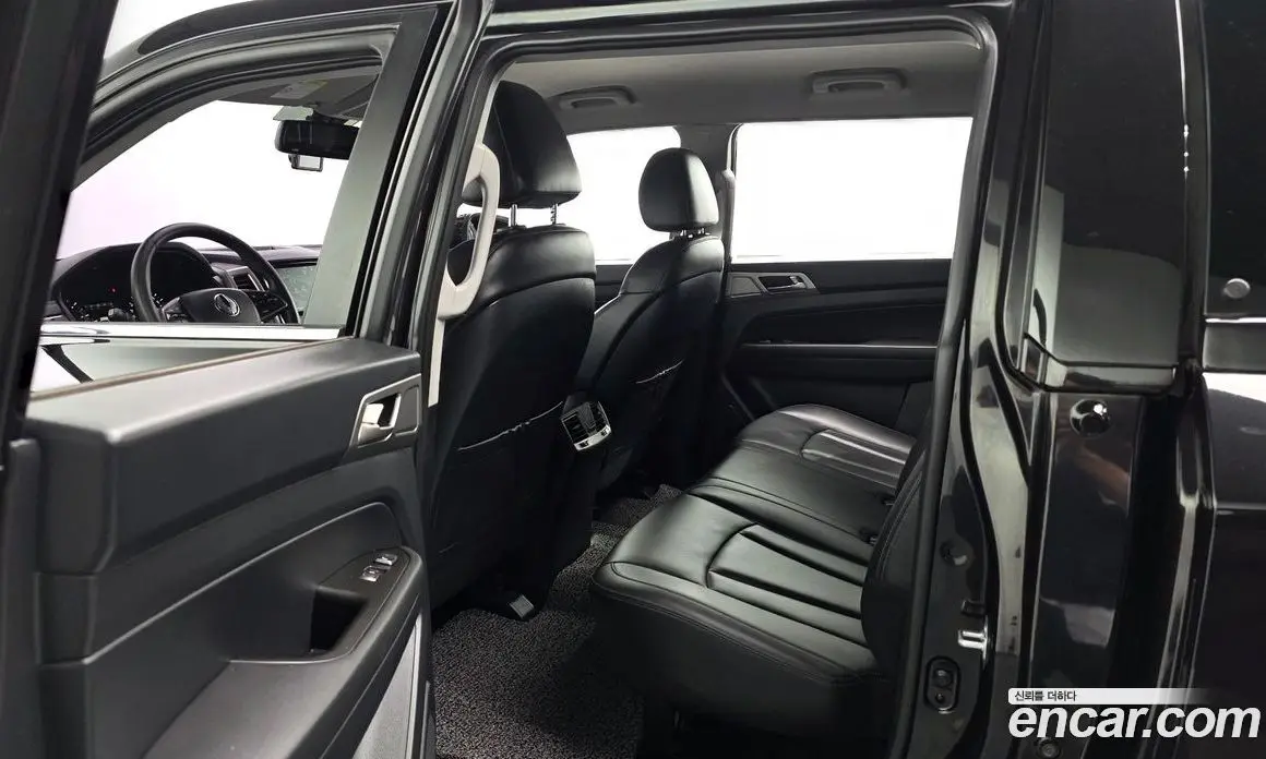 SsangYong Rexton 2018 2.2 автомат (гидро), фото 12 SsangYong Rexton 2018 2.2 автомат (гидро), фото 12