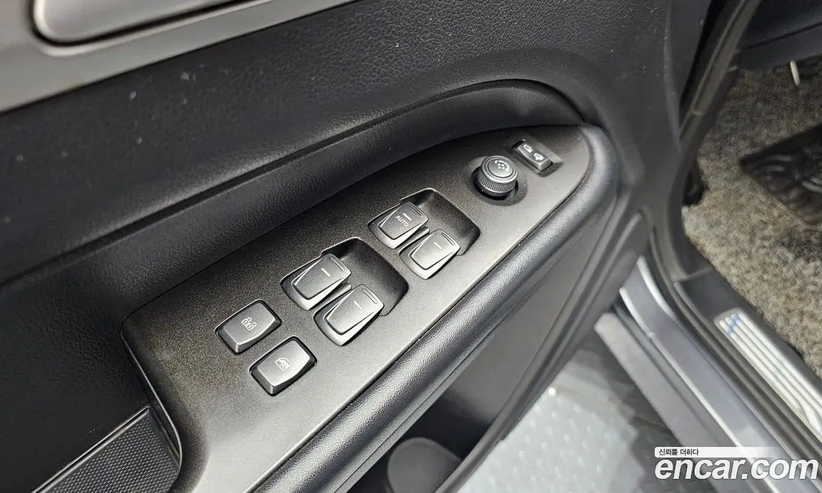 SsangYong Rexton 2019 2.2 автомат (гидро), фото 16