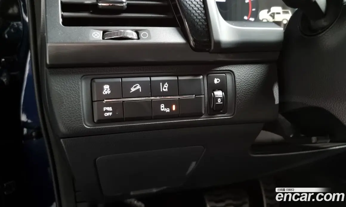 SsangYong Rexton 2021 2.2 автомат (гидро), фото 16