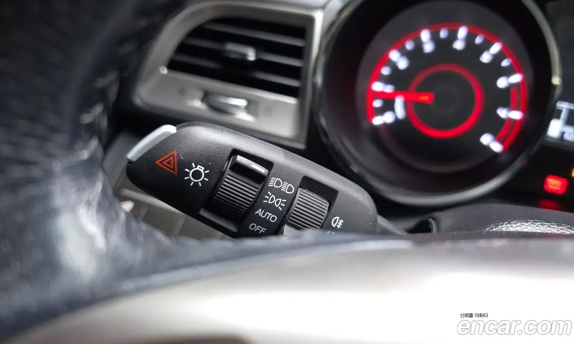 SsangYong TIBOLI 2015 1.6 автомат (гидро), фото 28 SsangYong TIBOLI 2015 1.6 автомат (гидро), фото 28
