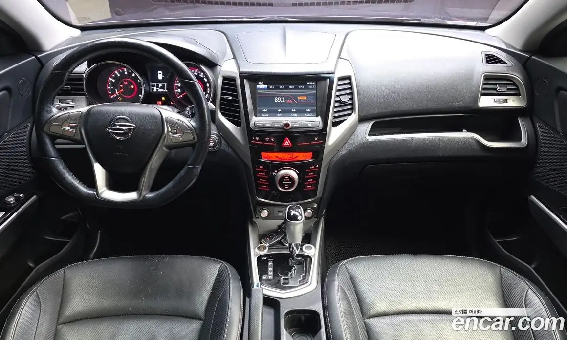 SsangYong TIBOLI 2015 1.6 автомат (гидро), фото 10 SsangYong TIBOLI 2015 1.6 автомат (гидро), фото 10