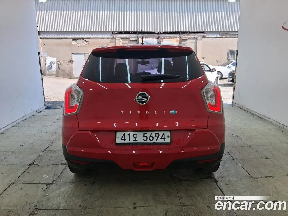 SsangYong TIBOLI 2015 1.6 автомат (гидро), фото 4 SsangYong TIBOLI 2015 1.6 автомат (гидро), фото 4