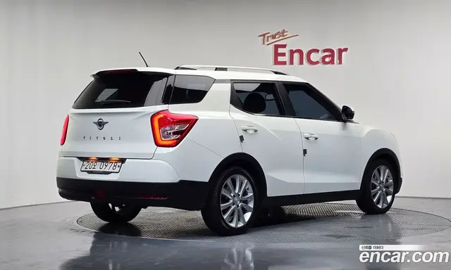 SsangYong TIBOLI 2016 1.6 автомат (гидро), миниатюра 1