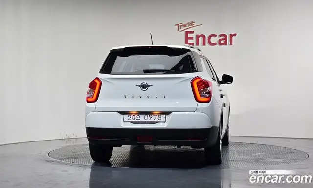 SsangYong TIBOLI 2016 1.6 автомат (гидро), миниатюра 3