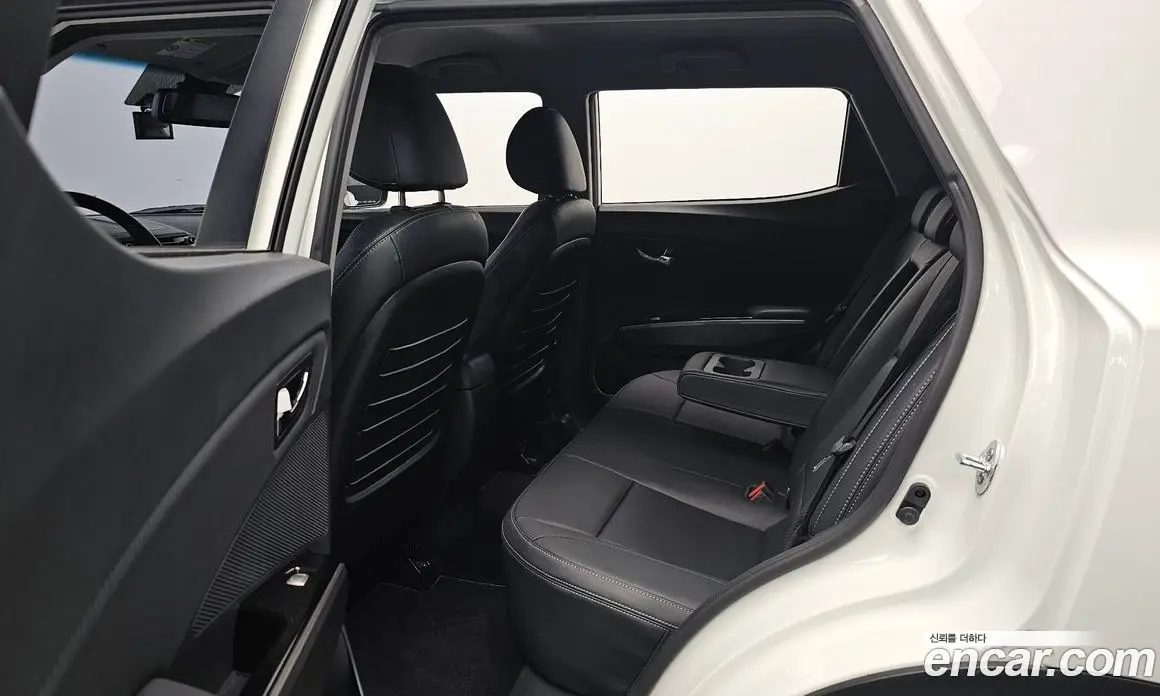 SsangYong TIBOLI 2017 1.6 автомат (гидро), фото 17