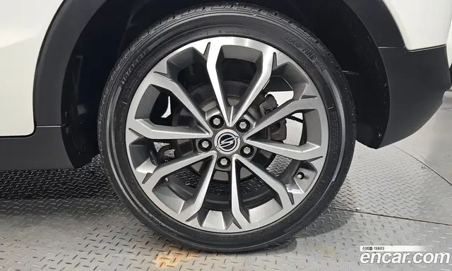 SsangYong TIBOLI 2017 1.6 автомат (гидро), миниатюра 6