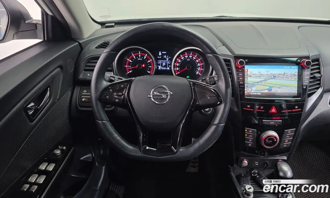 SsangYong TIBOLI 2017 1.6 автомат (гидро), фото 13