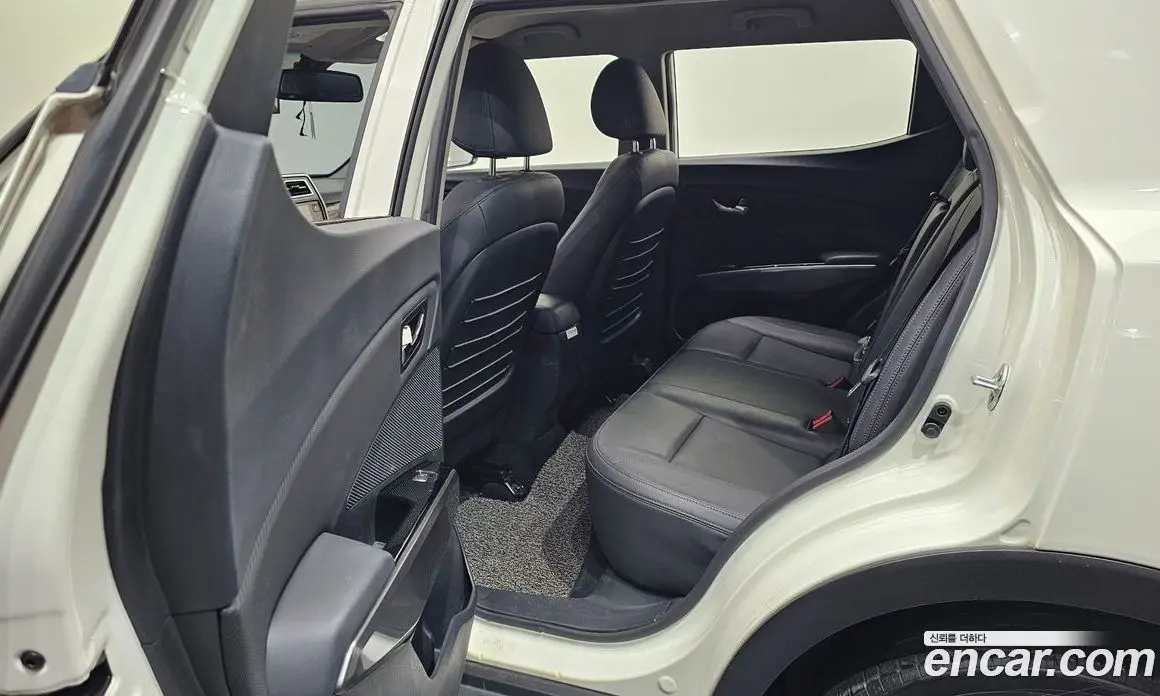 SsangYong TIBOLI 2019 1.5 автомат (гидро), фото 15