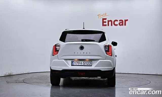SsangYong TIBOLI 2019 1.5 автомат (гидро), миниатюра 3