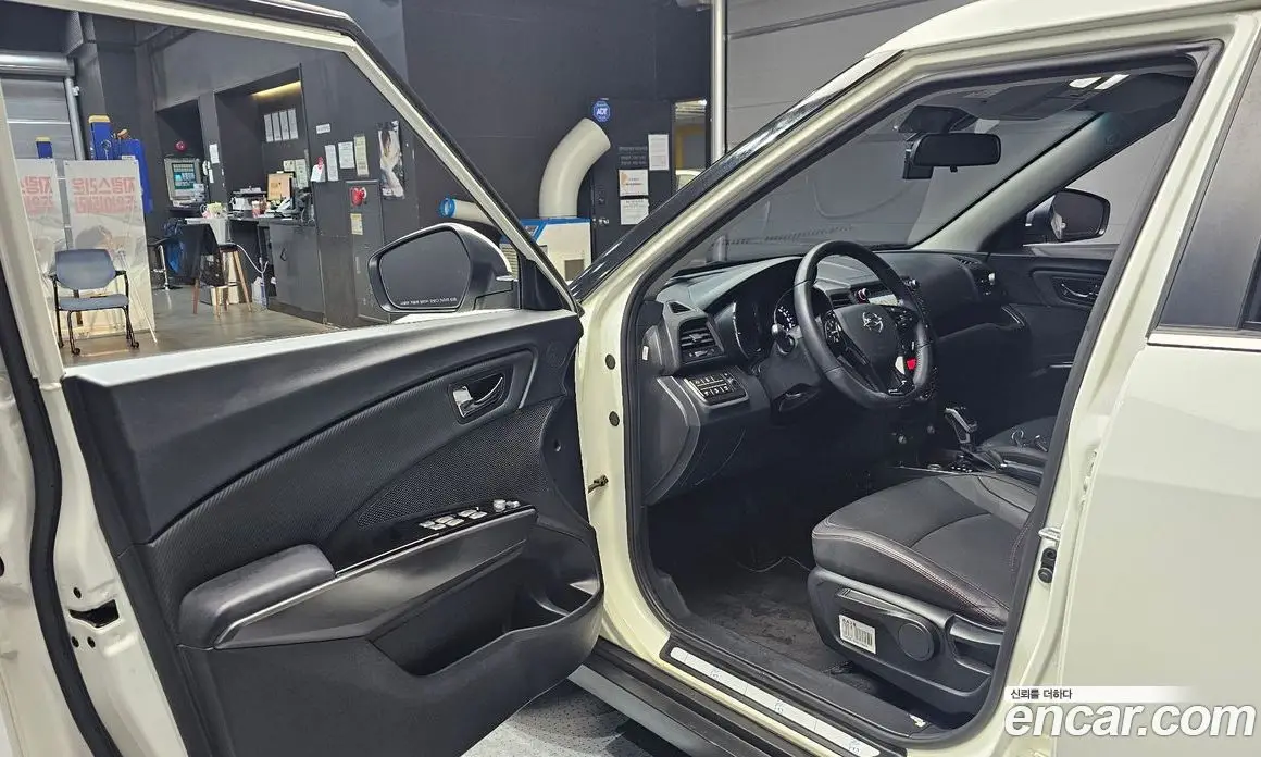 SsangYong TIBOLI 2019 1.6 автомат (гидро), фото 13 SsangYong TIBOLI 2019 1.6 автомат (гидро), фото 13