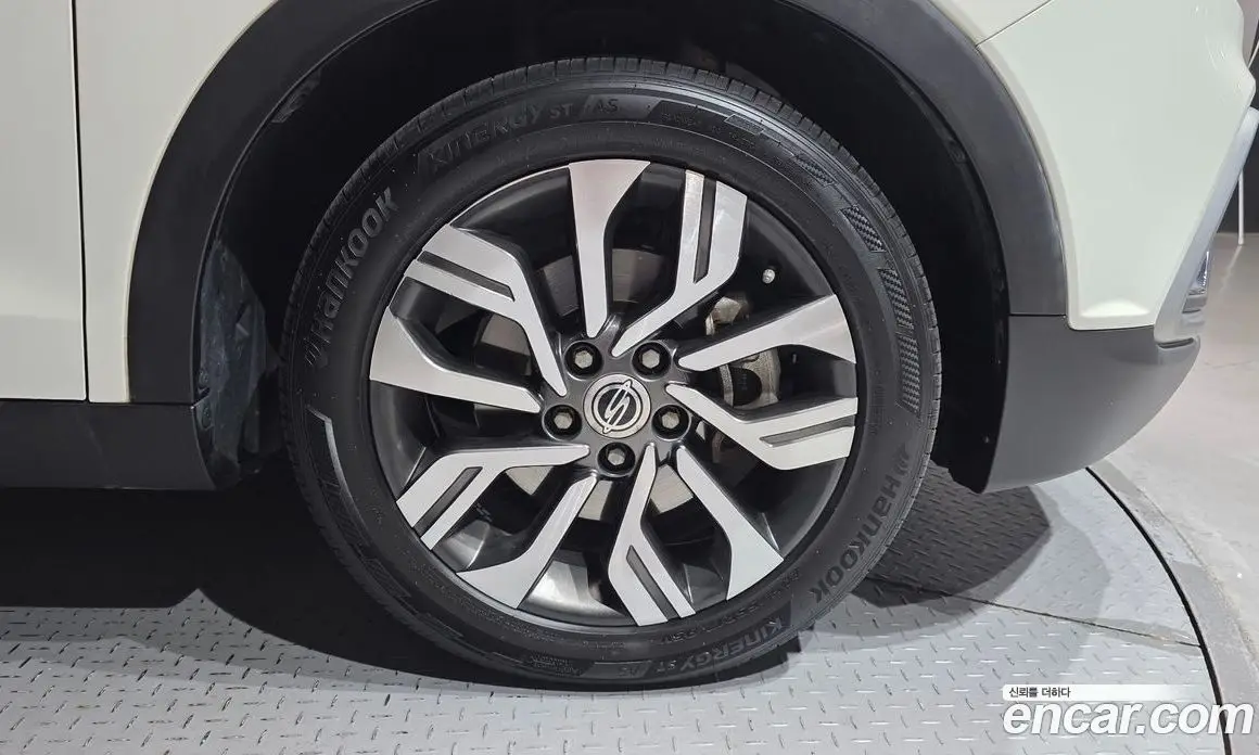 SsangYong TIBOLI 2019 1.6 автомат (гидро), фото 7 SsangYong TIBOLI 2019 1.6 автомат (гидро), фото 7