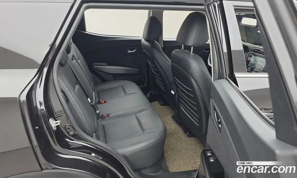SsangYong TIBOLI 2022 1.5 автомат (гидро), фото 12 SsangYong TIBOLI 2022 1.5 автомат (гидро), фото 12