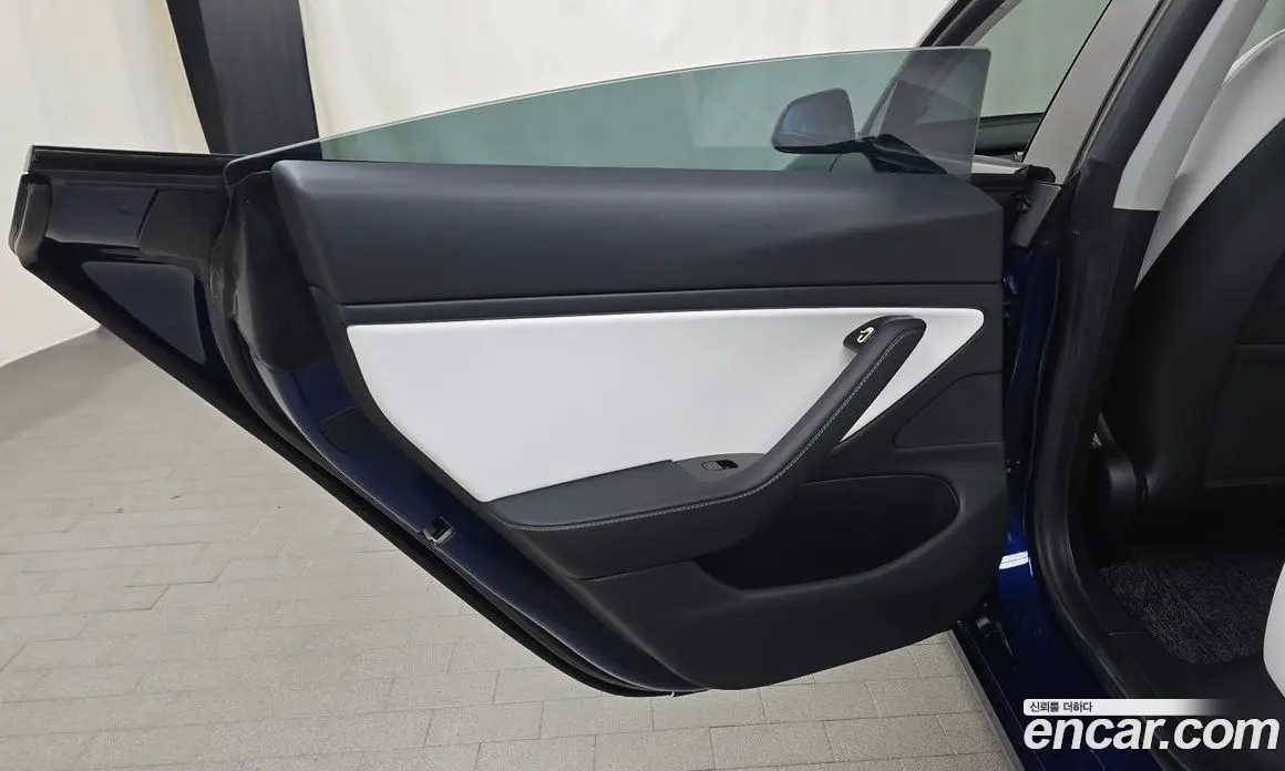 Tesla Model 3 2019 0.2 автомат (гидро), фото 14 Tesla Model 3 2019 0.2 автомат (гидро), фото 14