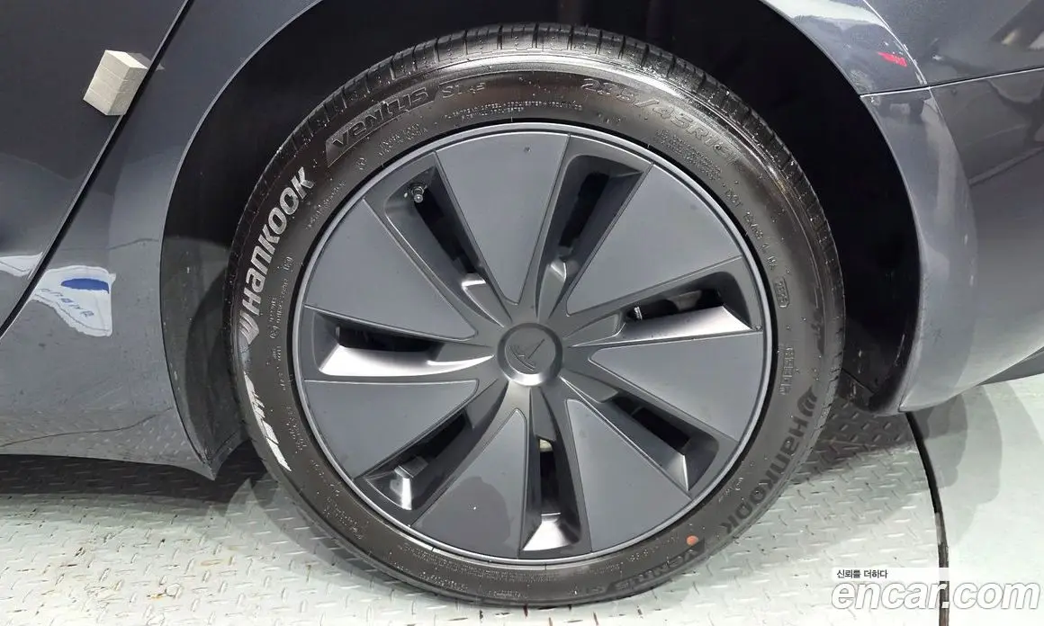 Tesla Model 3 2025 0.2 автомат (гидро), фото 7 Tesla Model 3 2025 0.2 автомат (гидро), фото 7