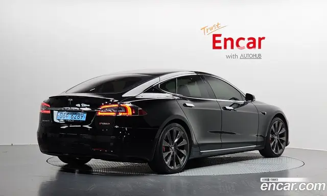 Tesla Model S 2019 0.3 автомат (гидро), миниатюра 1 Tesla Model S 2019 0.3 автомат (гидро), миниатюра 1
