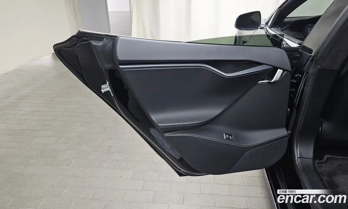 Tesla Model S 2019 0.3 автомат (гидро), фото 14 Tesla Model S 2019 0.3 автомат (гидро), фото 14