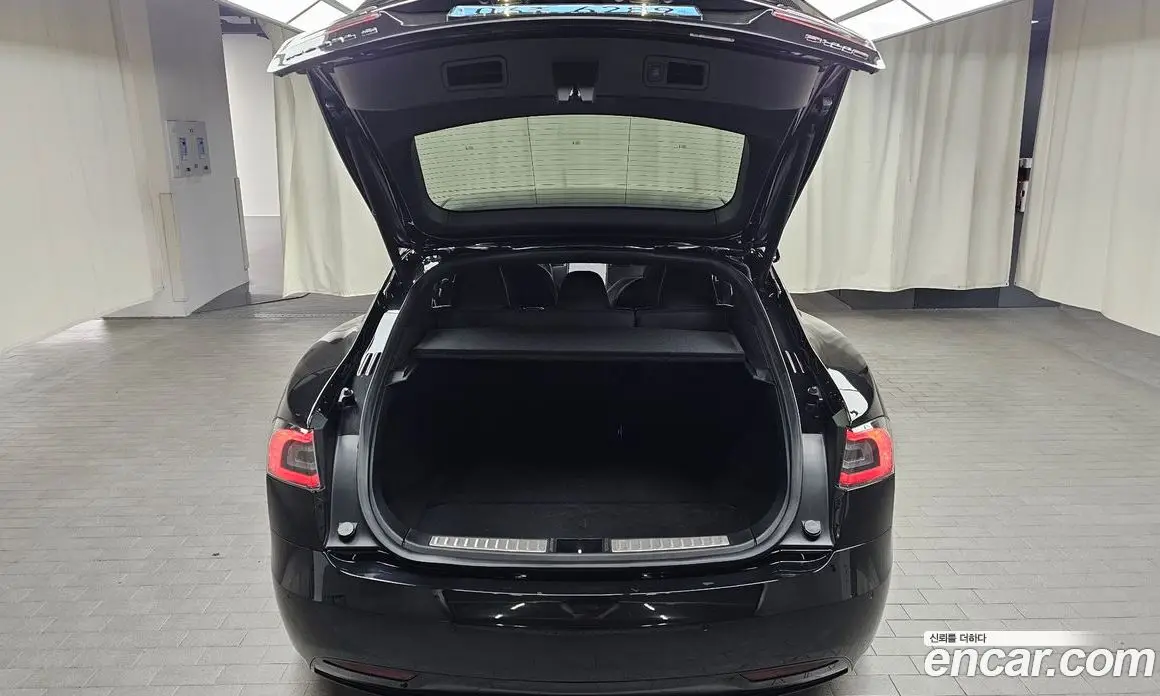 Tesla Model S 2019 0.3 автомат (гидро), фото 22 Tesla Model S 2019 0.3 автомат (гидро), фото 22