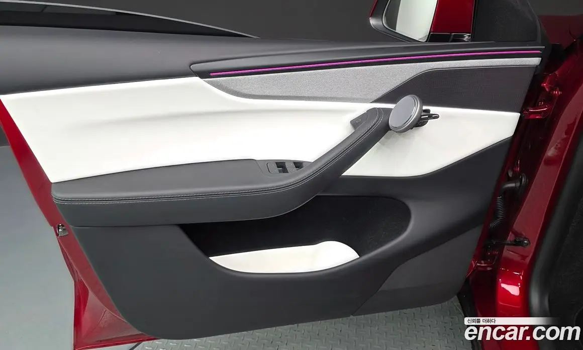 Tesla Model Y 2025 0.2 автомат (гидро), фото 14 Tesla Model Y 2025 0.2 автомат (гидро), фото 14