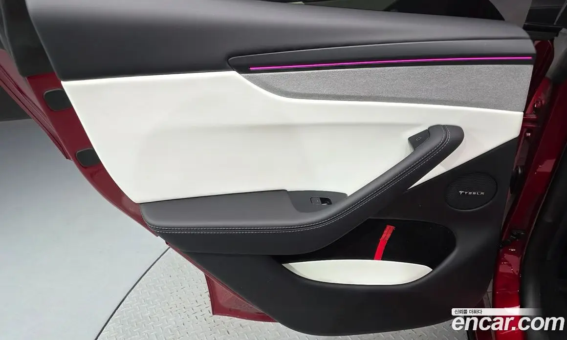 Tesla Model Y 2025 0.2 автомат (гидро), фото 15 Tesla Model Y 2025 0.2 автомат (гидро), фото 15