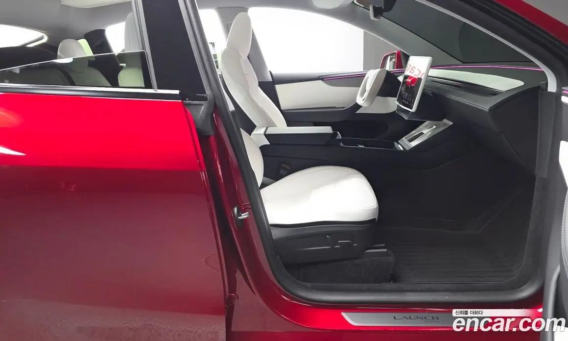 Tesla Model Y 2025 0.2 автомат (гидро), фото 16 Tesla Model Y 2025 0.2 автомат (гидро), фото 16