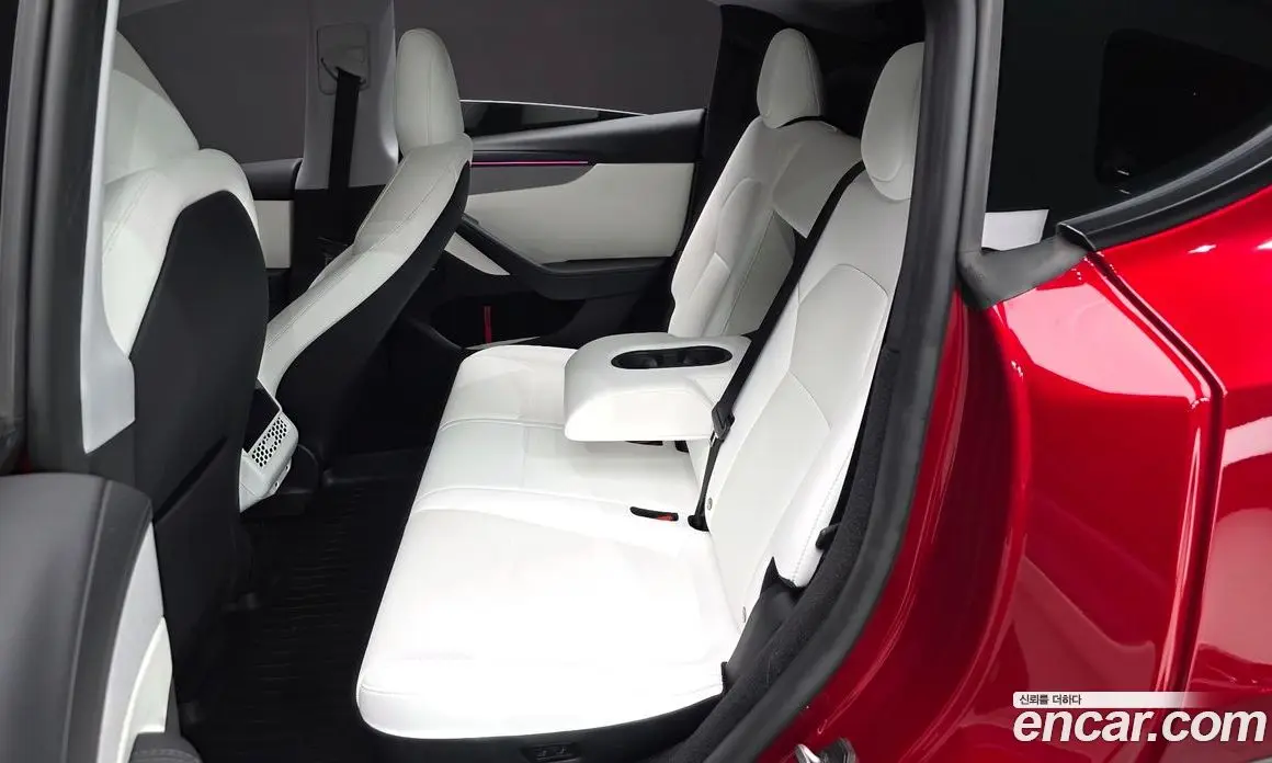 Tesla Model Y 2025 0.2 автомат (гидро), фото 18 Tesla Model Y 2025 0.2 автомат (гидро), фото 18