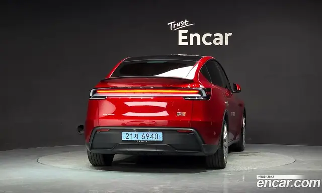 Tesla Model Y 2025 0.2 автомат (гидро), миниатюра 4 Tesla Model Y 2025 0.2 автомат (гидро), миниатюра 4