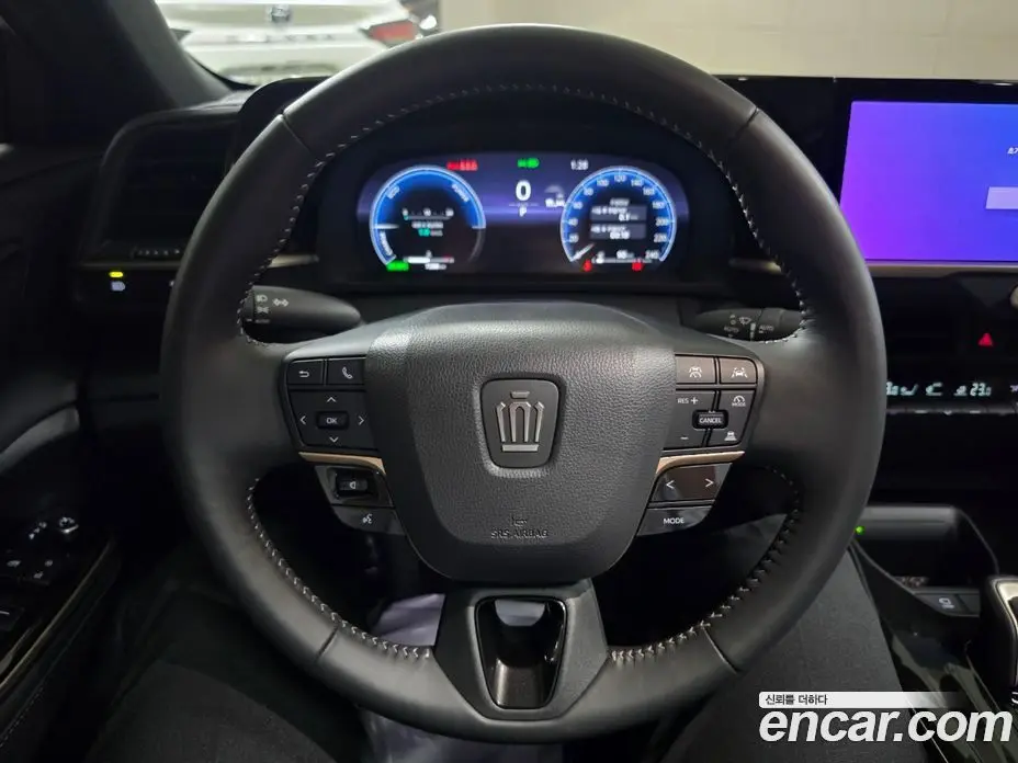 Toyota Crown 2024 2.5 автомат (гидро), фото 12 Toyota Crown 2024 2.5 автомат (гидро), фото 12