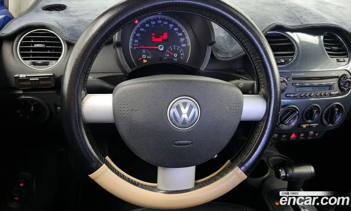 Volkswagen Beatle 2007 2.0 автомат (гидро), фото 13 Volkswagen Beatle 2007 2.0 автомат (гидро), фото 13