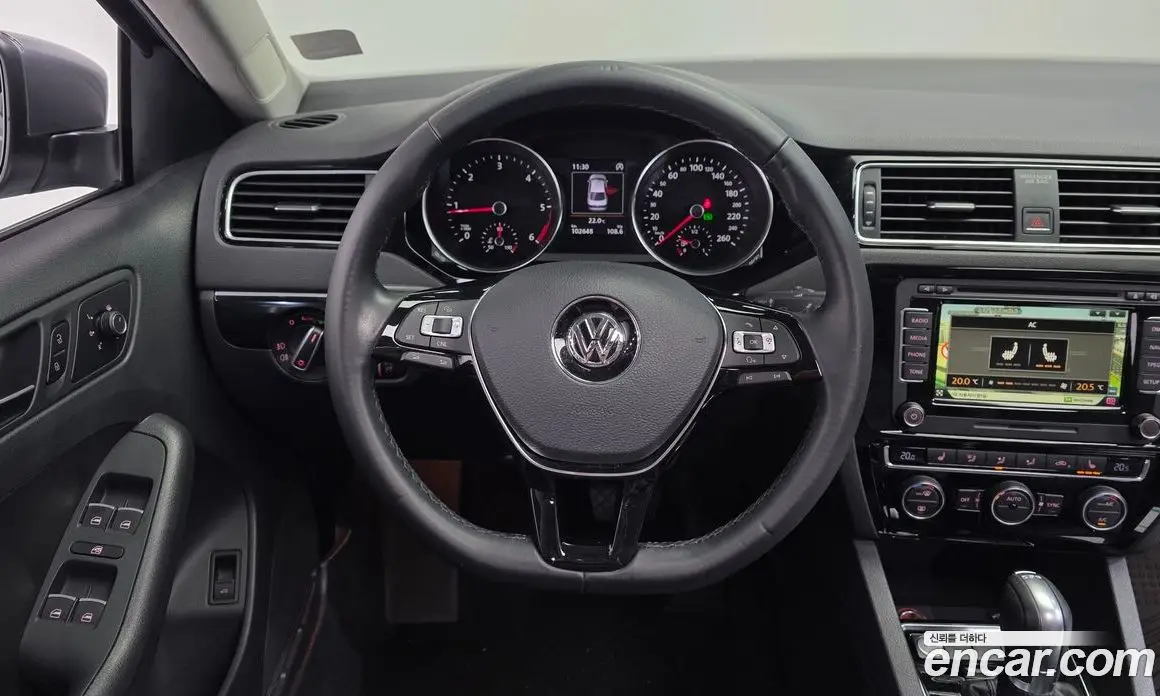 Volkswagen Jetta 2015 2.0 автомат (гидро), фото 13 Volkswagen Jetta 2015 2.0 автомат (гидро), фото 13