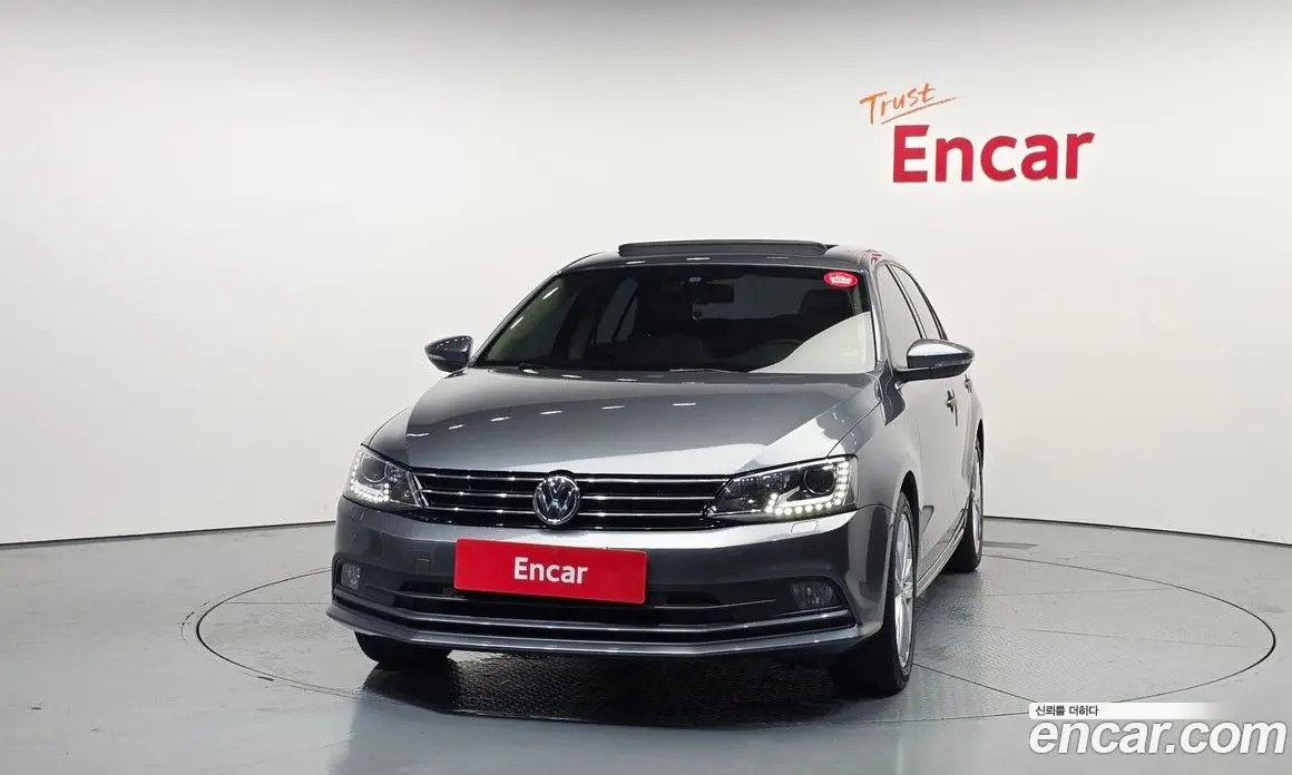 Volkswagen Jetta 2015 2.0 автомат (гидро), фото 3 Volkswagen Jetta 2015 2.0 автомат (гидро), фото 3