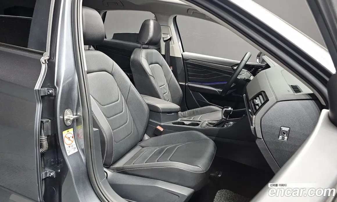 Volkswagen Jetta 2023 1.5 автомат (гидро), фото 16