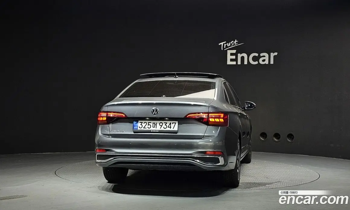 Volkswagen Jetta 2023 1.5 автомат (гидро), фото 4