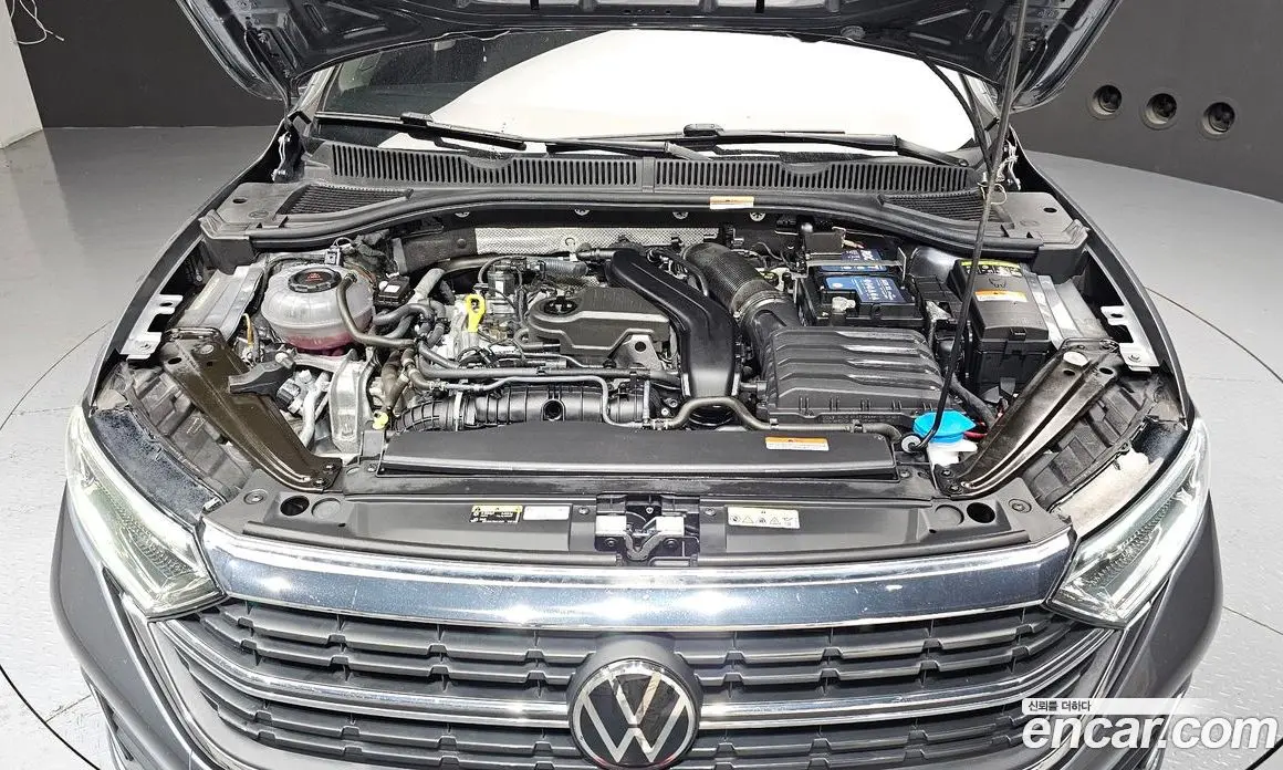 Volkswagen Jetta 2023 1.5 автомат (гидро), фото 6