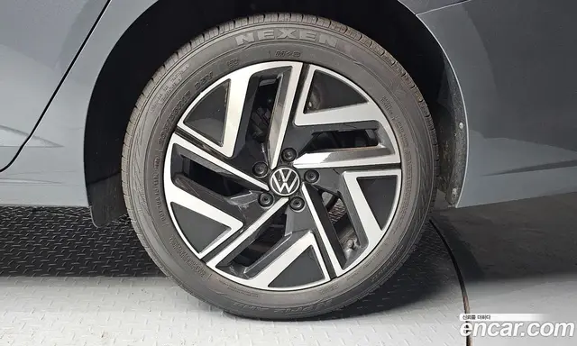 Volkswagen Jetta 2023 1.5 автомат (гидро), миниатюра 7