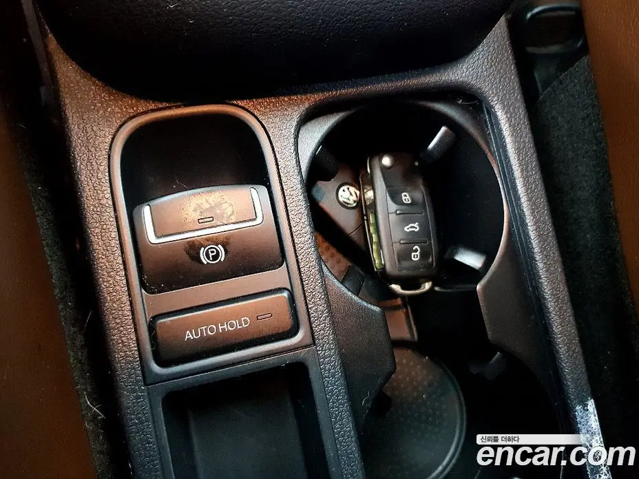 Volkswagen Tiguan 2015 2.0 автомат (гидро), фото 14