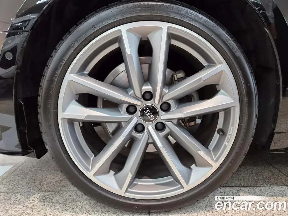 Audi A5 2024 2.0 автомат (гидро), фото 5 Audi A5 2024 2.0 автомат (гидро), фото 5