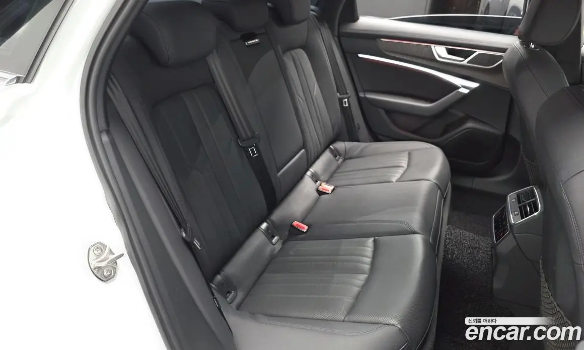 Audi A6 2019 2.0 автомат (гидро), фото 11 Audi A6 2019 2.0 автомат (гидро), фото 11