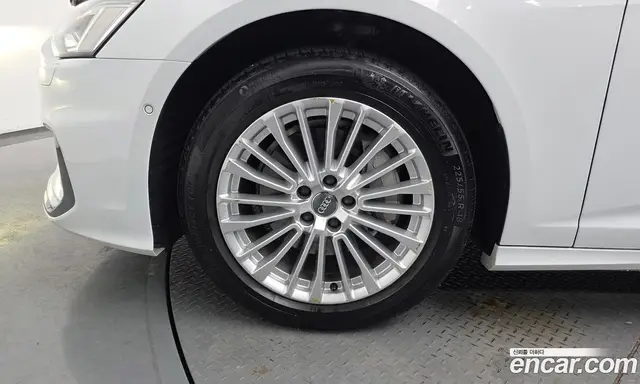 Audi A6 2019 2.0 автомат (гидро), миниатюра 4 Audi A6 2019 2.0 автомат (гидро), миниатюра 4