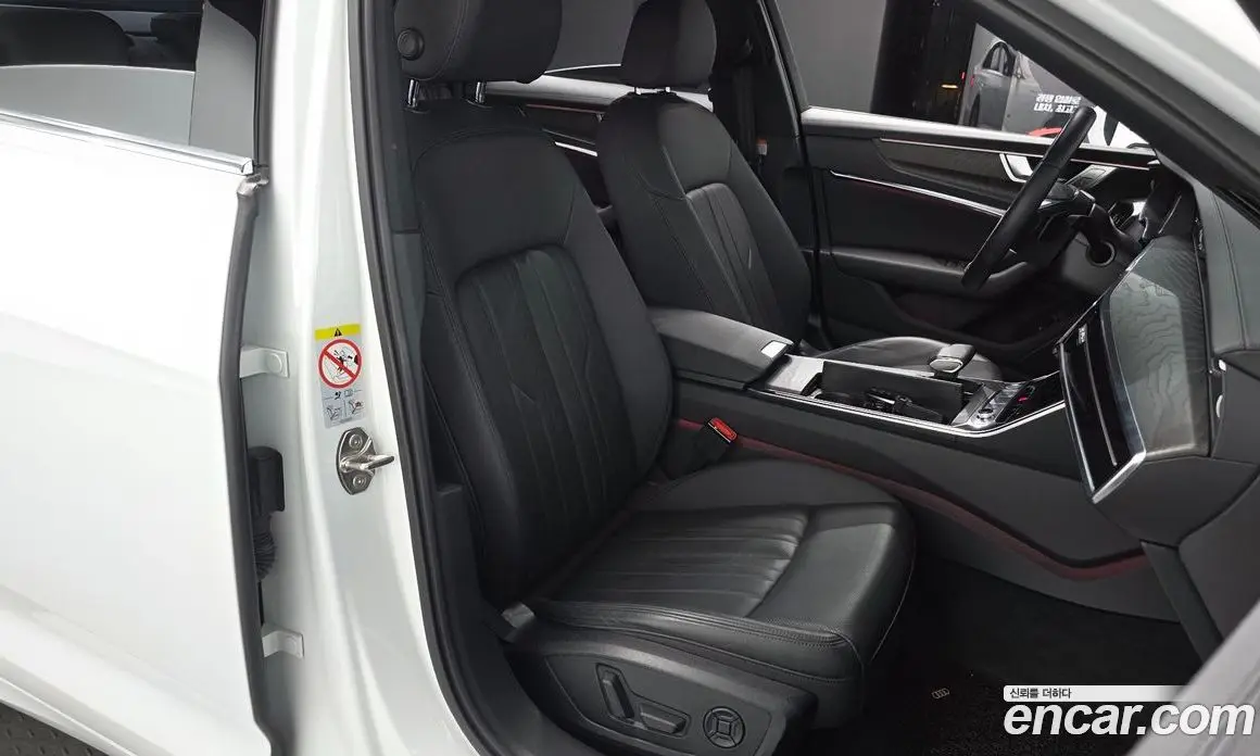 Audi A6 2019 2.0 автомат (гидро), фото 9 Audi A6 2019 2.0 автомат (гидро), фото 9
