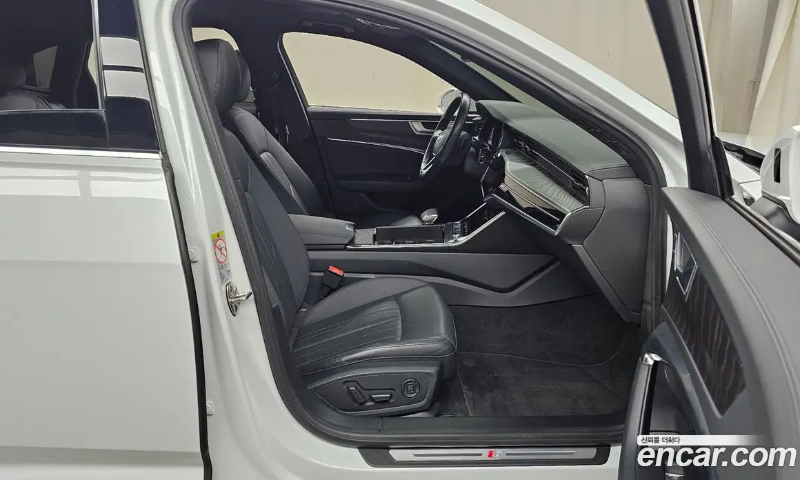 Audi A6 2021 2.0 автомат (гидро), фото 15 Audi A6 2021 2.0 автомат (гидро), фото 15
