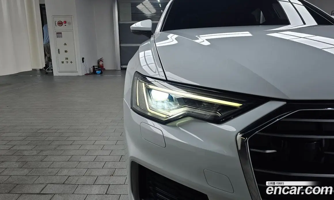Audi A6 2021 2.0 автомат (гидро), фото 7 Audi A6 2021 2.0 автомат (гидро), фото 7