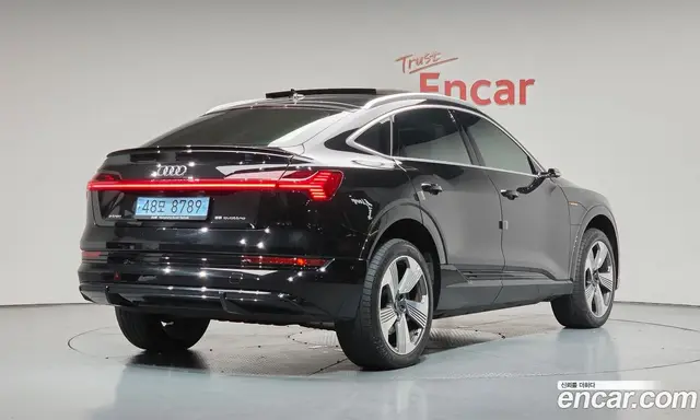 Audi e-tron 2023 0.2 автомат (гидро), миниатюра 1 Audi e-tron 2023 0.2 автомат (гидро), миниатюра 1
