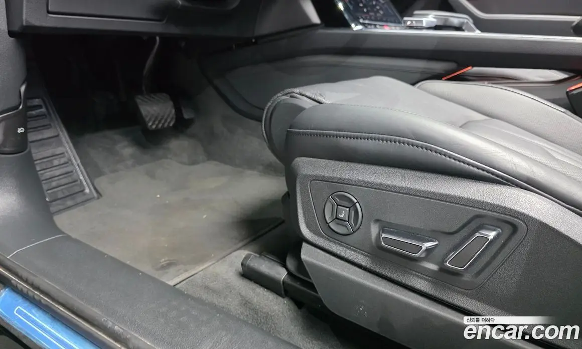 Audi e-tron 2023 0.2 автомат (гидро), фото 28 Audi e-tron 2023 0.2 автомат (гидро), фото 28