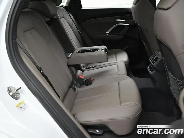 Audi Q5 2025 2.0 автомат (гидро), миниатюра 12