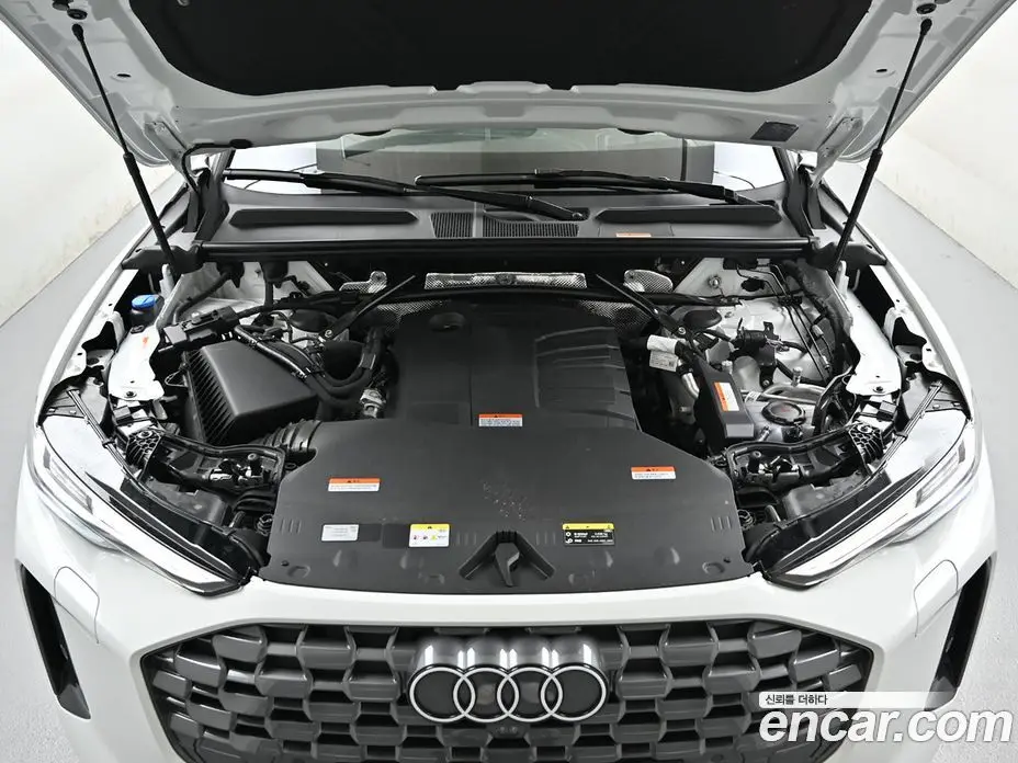 Audi Q5 2025 2.0 автомат (гидро), фото 6 Audi Q5 2025 2.0 автомат (гидро), фото 6