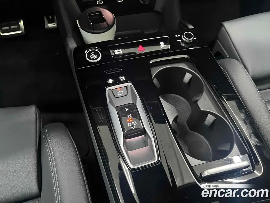 Audi Q6 e-tron 2025 автомат (гидро), фото 9 Audi Q6 e-tron 2025 автомат (гидро), фото 9